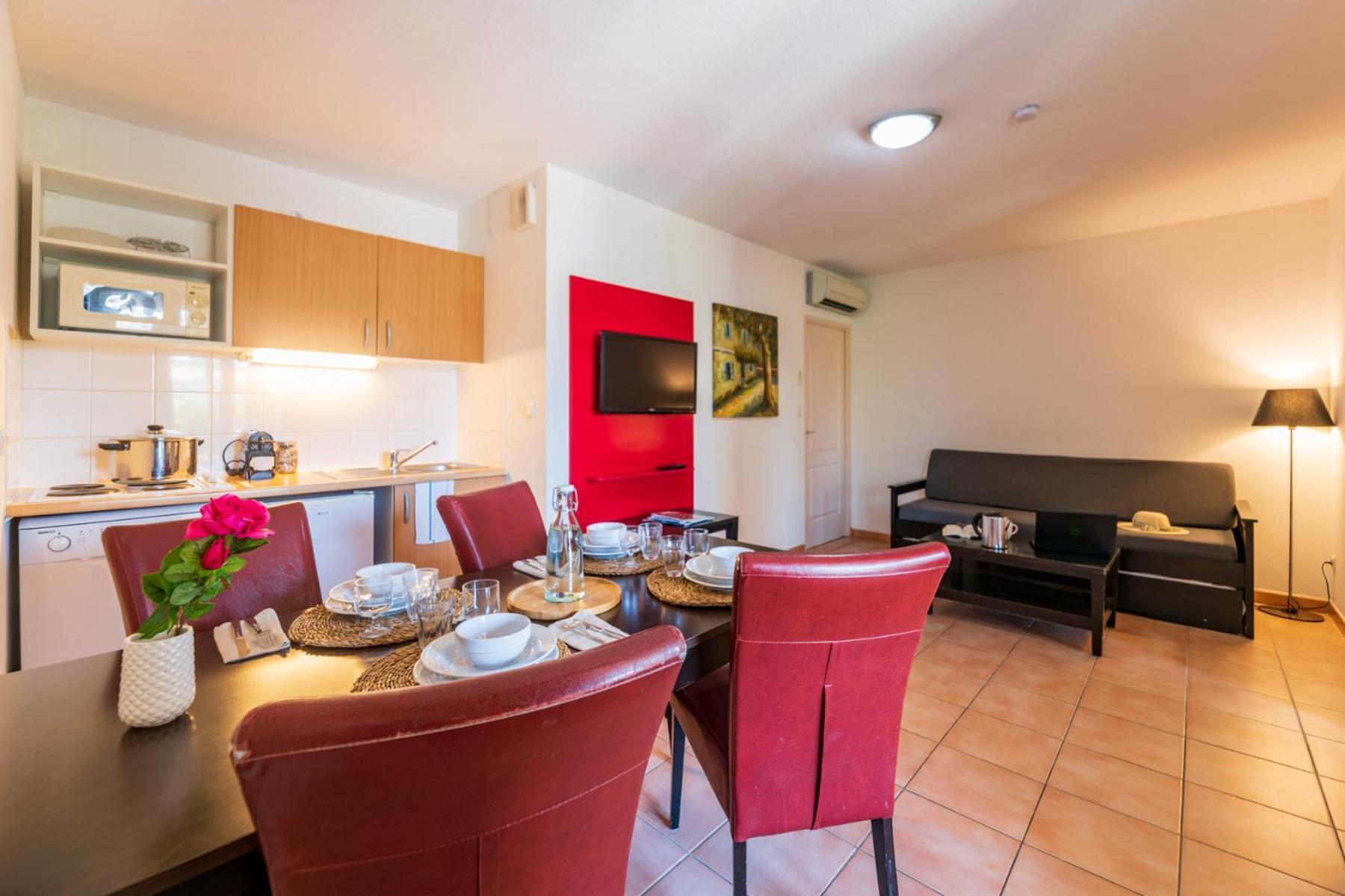 Готель Cerise Carcassonne Sud Екстер'єр фото